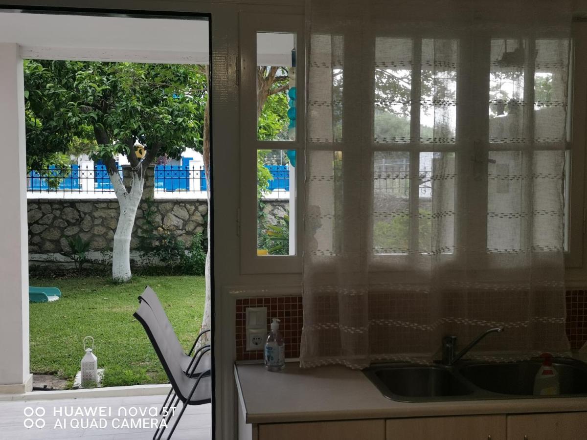 Nely'S Luxury Home นีดรี ภายนอก รูปภาพ