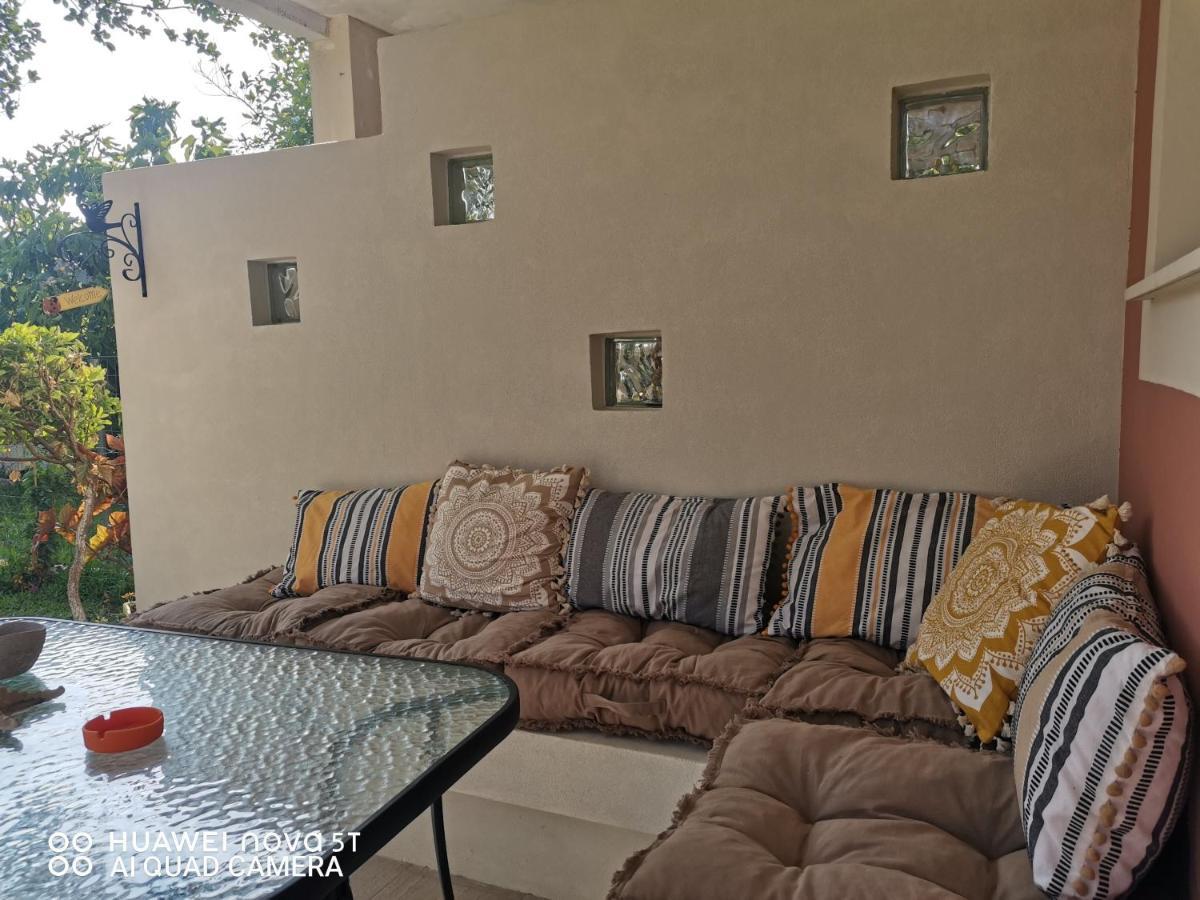 Nely'S Luxury Home นีดรี ภายนอก รูปภาพ